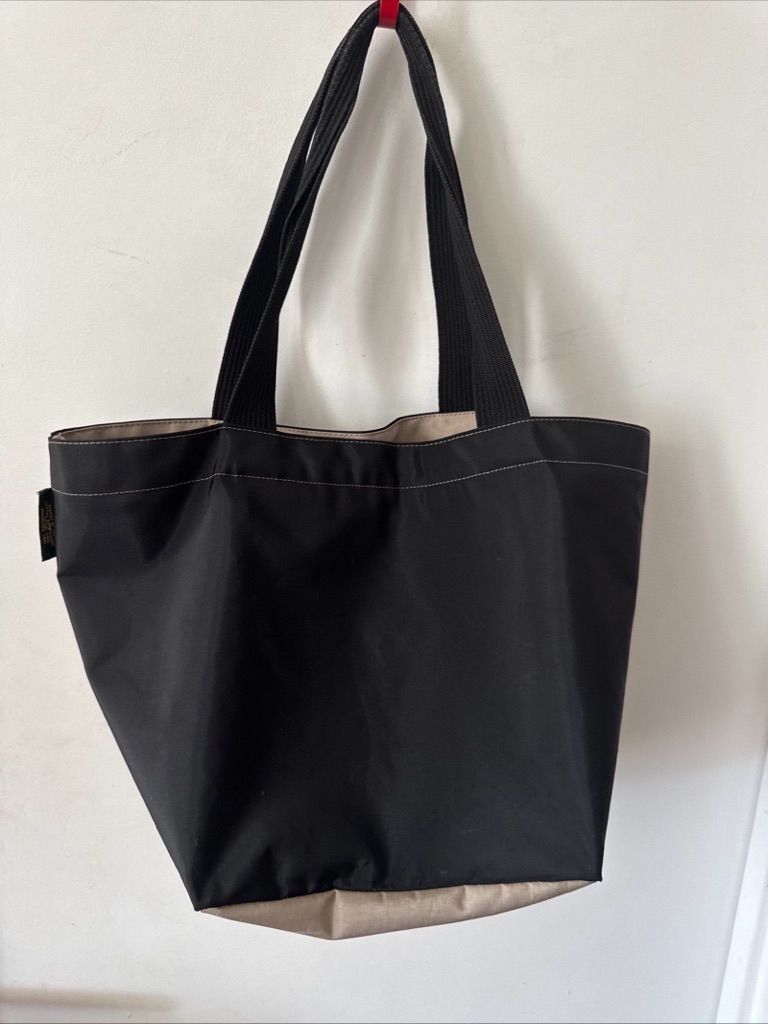 Herve Chapelier Tote Bag Boat Sha1ped Two Tone Black Nylon Tote 19x12 — image 4 of 6